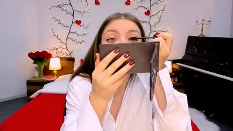 Gloria online show from October 2025 01:14:01 PM