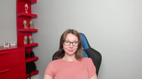 Zoe online show from June 2026 05:49:02 AM