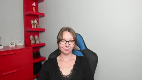 Zoe online show from July 2026 06:49:01 AM