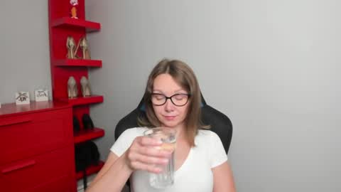 Zoe online show from July 2026 05:36:01 AM