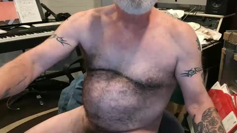 Snapshot of beavermower chatting on December 2024 11:13:01 PM beavermower online show from December 2024 11:13:01 PM