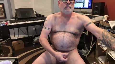 Snapshot of beavermower chatting on January 2025 07:53:01 AM beavermower online show from January 2025 07:53:01 AM