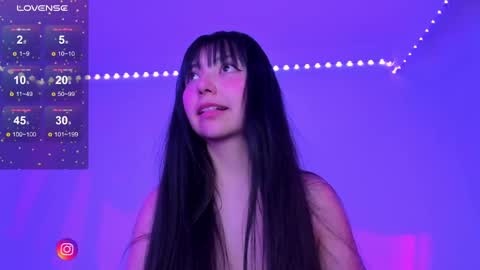 Snapshot of becca_be_ chatting on January 2025 05:44:02 AM Becca is here online show from January 2025 05:44:02 AM