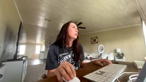 Snapshot of beccaraexoxo chatting on May 2026 09:45:02 PM beccaraexoxo online show from May 2026 09:45:02 PM