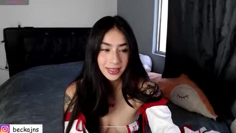 Snapshot of beck__jones chatting on January 2026 10:14:02 PM Marzhie online show from January 2026 10:14:02 PM