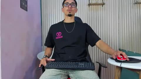 becker2_ online show from January 2026 03:49:02 PM