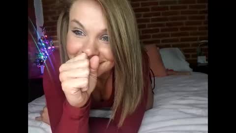 BECKY BOO  online show from December 2024 03:06:01 AM