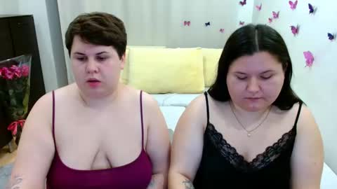 BeckyAndEllen online show from October 2025 06:05:01 PM