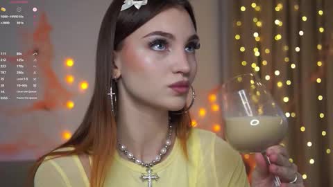 Melissa online show from November 2025 01:21:02 PM