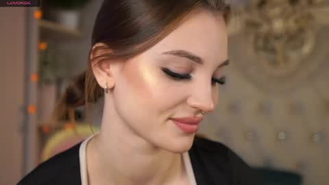 Snapshot of beckymadsons chatting on April 2026 12:20:01 PM Melissa online show from April 2026 12:20:01 PM