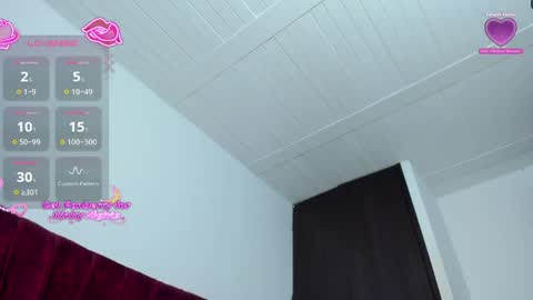 beckyrogue_44 online show from May 2026 06:24:01 PM