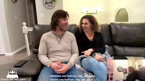 Snapshot of bedroom_king_and_queen chatting on November 2025 01:37:01 AM Bedroom king and queen online show from November 2025 01:37:01 AM