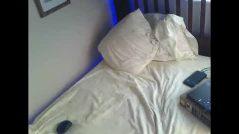 Bedwetboys online show from May 2026 01:41:01 PM
