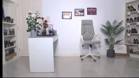 Bee if you ever see the girl who can take 12 inch all the way inside the ass try me online show from March 2025 01:23:01 AM