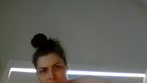 beeinmedeep online show from December 2024 05:18:02 PM