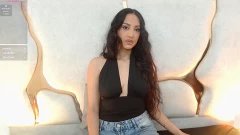 Snapshot of beella_tay1 chatting on September 2025 02:21:01 PM BELLA online show from September 2025 02:21:01 PM