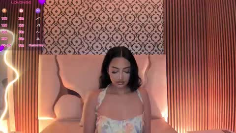 Snapshot of beella_tay1 chatting on March 2026 12:22:01 PM BELLA online show from March 2026 12:22:01 PM