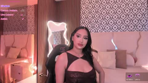 Snapshot of beella_tay1 chatting on April 2026 12:17:02 PM BELLA online show from April 2026 12:17:02 PM