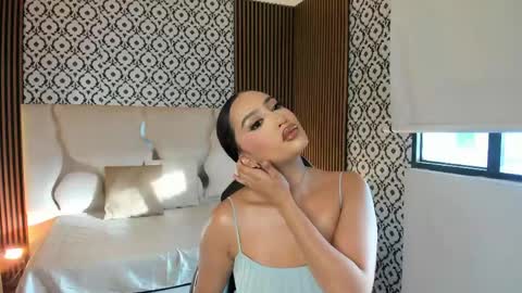 BELLA online show from May 2026 11:37:02 AM