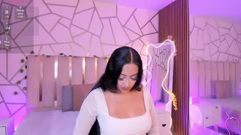BELLA online show from May 2026 12:23:01 PM