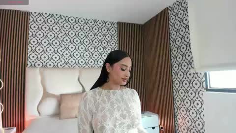 BELLA online show from May 2026 12:22:02 PM