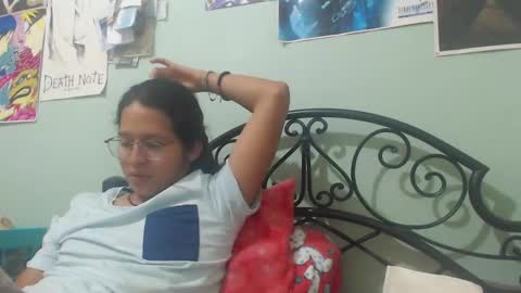 Snapshot of beentage chatting on December 2024 07:40:01 PM Alex online show from December 2024 07:40:01 PM