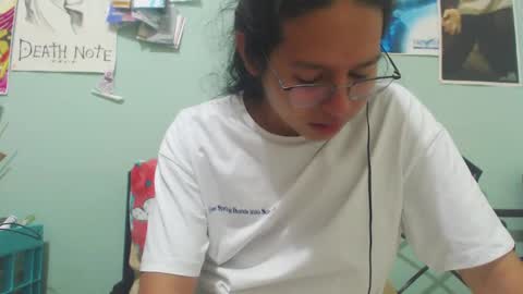 Snapshot of beentage chatting on January 2025 07:08:02 AM Alex online show from January 2025 07:08:02 AM