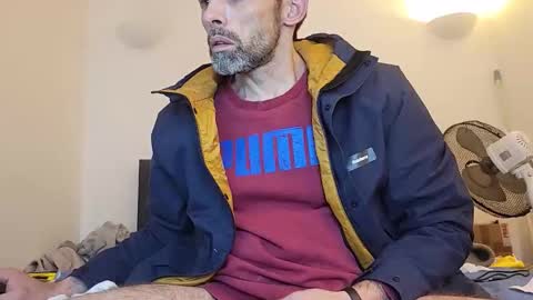 Snapshot of begbestuk chatting on November 2025 01:28:02 AM begbestuk online show from November 2025 01:28:02 AM