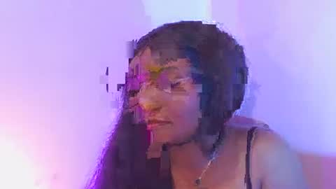 Snapshot of behla_rouseh chatting on November 2025 10:56:02 PM Behla Rouseh online show from November 2025 10:56:02 PM