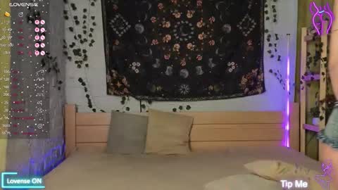 Bekky online show from October 2025 03:24:02 AM