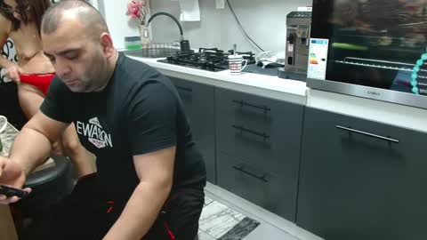 Snapshot of bela747741 chatting on December 2024 11:49:02 PM kevin and Bella online show from December 2024 11:49:02 PM