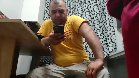 Snapshot of bela747741 chatting on January 2025 11:13:01 PM kevin and Bella online show from January 2025 11:13:01 PM