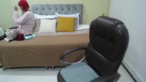 Snapshot of bela_craxkerr chatting on January 2026 12:30:01 PM Bela online show from January 2026 12:30:01 PM