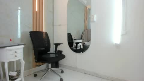 Belkilima  online show from April 2026 11:58:01 AM