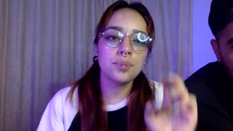 Snapshot of bella_and_koko chatting on February 2026 11:33:01 PM bella_and_koko online show from February 2026 11:33:01 PM