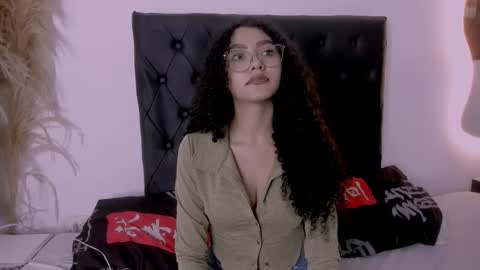 BELLA online show from March 2026 12:25:02 AM