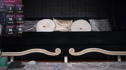 Emma  Bella online show from January 2025 12:05:01 AM