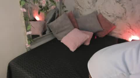 Dessi  online show from April 2026 02:36:02 PM