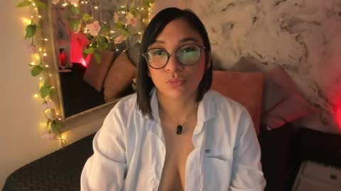 Dessi  online show from May 2026 01:18:02 PM
