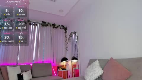 Snapshot of bella_es chatting on March 2025 08:16:01 PM Onlyfans isa bella 23 online show from March 2025 08:16:01 PM