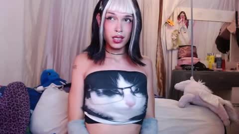 bella_gonvill online show from June 2026 06:04:01 AM