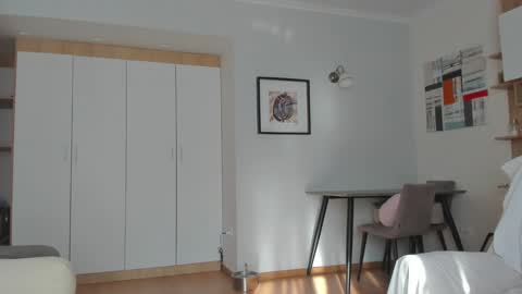 Snapshot of bella_hot77 chatting on January 2025 12:29:02 PM Anna online show from January 2025 12:29:02 PM