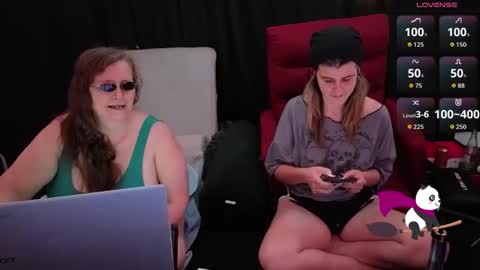 Bella James online show from October 2025 06:43:01 PM