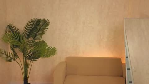 Snapshot of bella_keyt chatting on November 2025 09:08:01 AM Bella online show from November 2025 09:08:01 AM