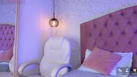 Bella online show from January 2025 12:20:01 PM