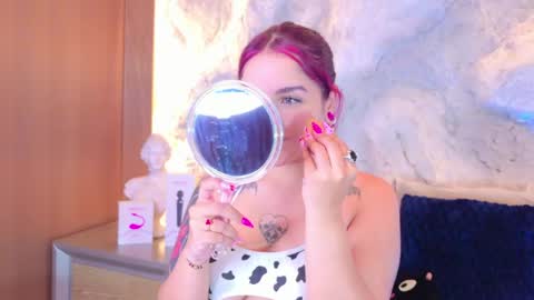  BELLA  online show from May 2026 10:05:02 PM
