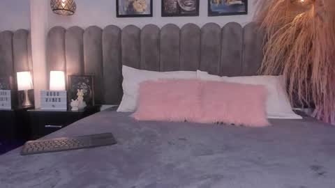 bella_peach_ online show from April 2026 03:21:02 AM