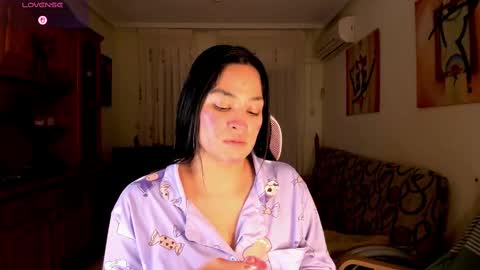 bella_pocahontas3 online show from March 2025 11:58:02 PM