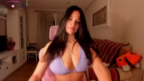 bella_pocahontas3 online show from October 2025 10:26:02 PM