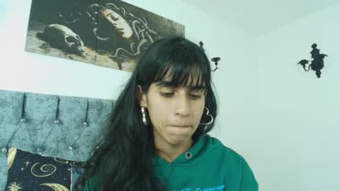 Bella online show from January 2026 01:11:02 AM